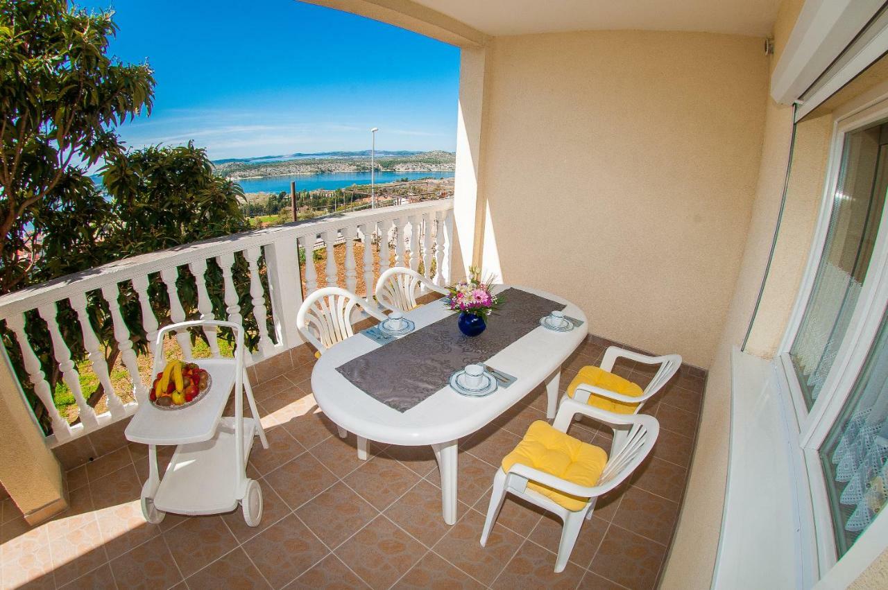 Maestral Suites Sibenik Exterior photo